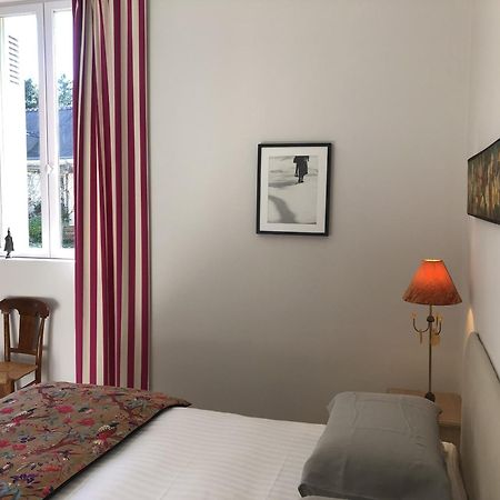 La Penesais Vila Beaumont-en-Véron Quarto foto