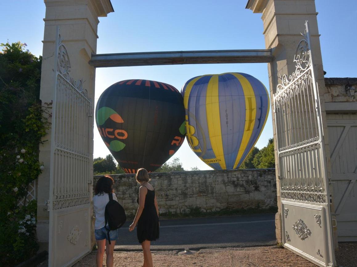 La Penesais Vila Beaumont-en-Véron Exterior foto